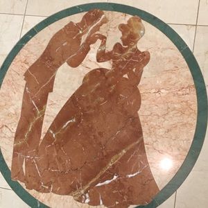 Meet your Posher, Allison